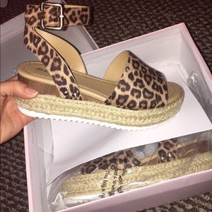 Cheetah platform wedges